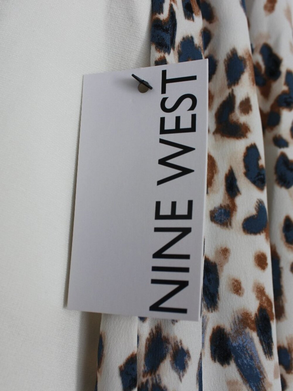 Nine West Top - Picture 6 of 8
